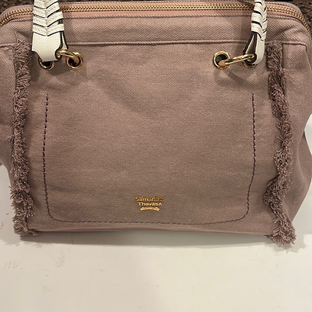 Samantha Thavasa dusty rose color with white leather trim